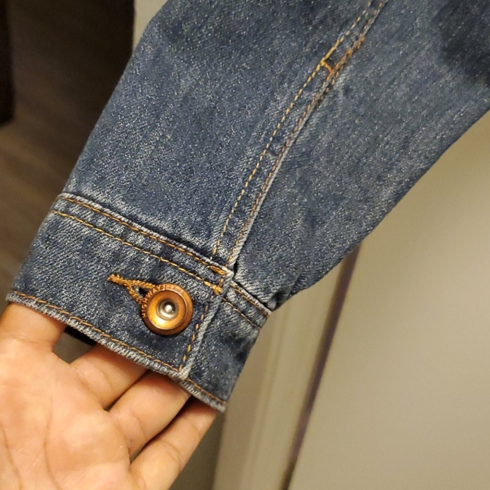 Distressed Jean jacket - Picture 6 of 6